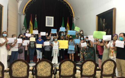 Mesa coloquio contra la explotación sexual y el tráfico de mujeres
