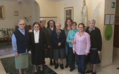 Formación con la comunidades de Italia