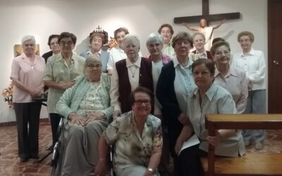 Santiago, Yo les pido, vean en ellas, la imagen del Redentor…